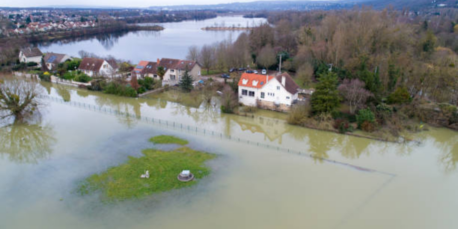 Inondations à Nantua dans l'Ain après un violent orage